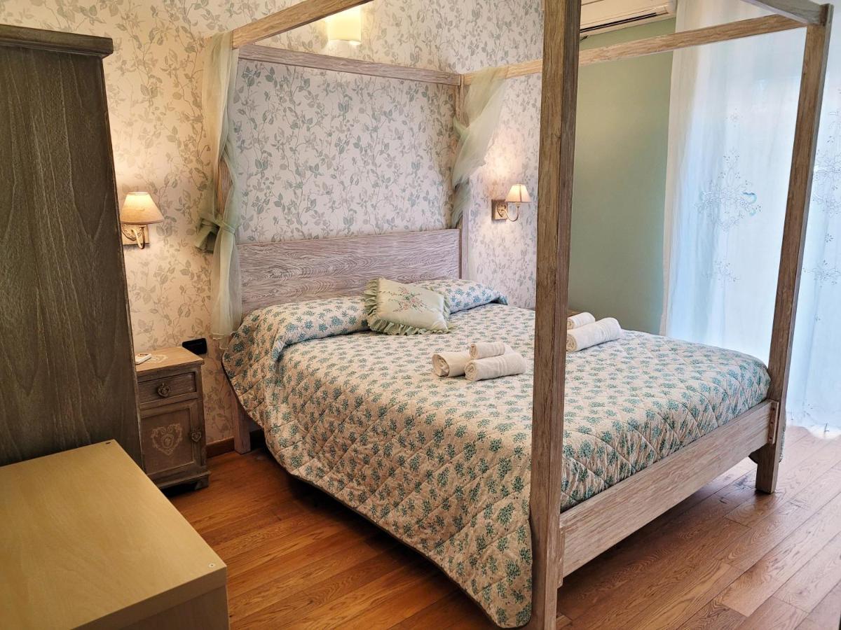 Baribello Apartment - 3 Bedrooms 3 Bathrooms - Bari Central Station ภายนอก รูปภาพ