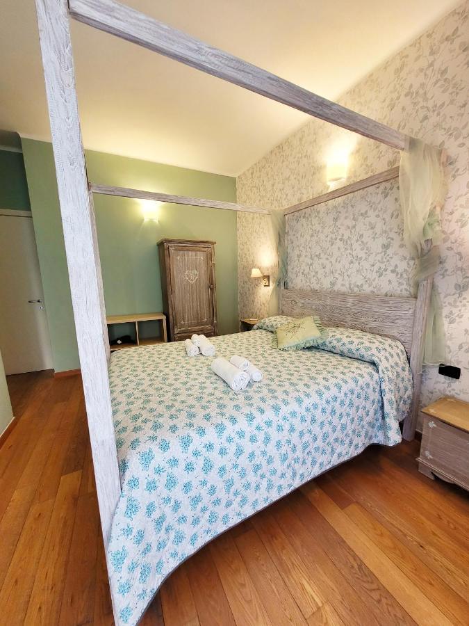 Baribello Apartment - 3 Bedrooms 3 Bathrooms - Bari Central Station ภายนอก รูปภาพ